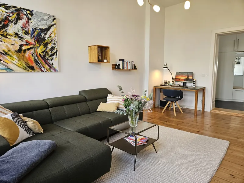 1 Jahr Befristet / Untervermietung - Möblierte 2-Zimmer-Wohnung mit Wasserblick — photo 1